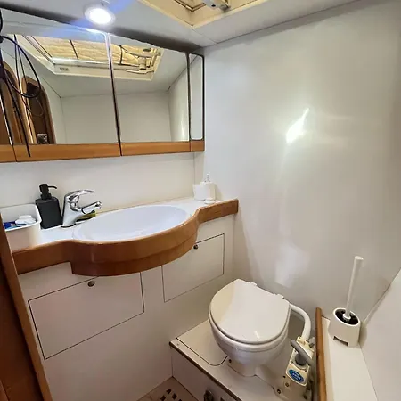 Timeresci Πλωτό κατάλυμα Calheta (Madeira)